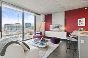 featured image of 160 North Elizabeth Street #1-1