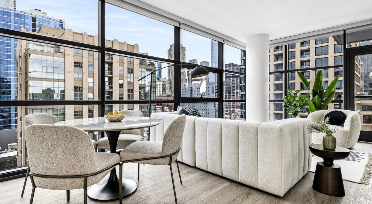 741 N Wells St #2-2 - Photo 5 of 20
