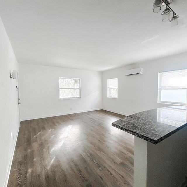 23 S Lakeside Dr - Photo 7 of 15