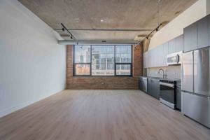 featured image of 871 N Franklin St #2-2