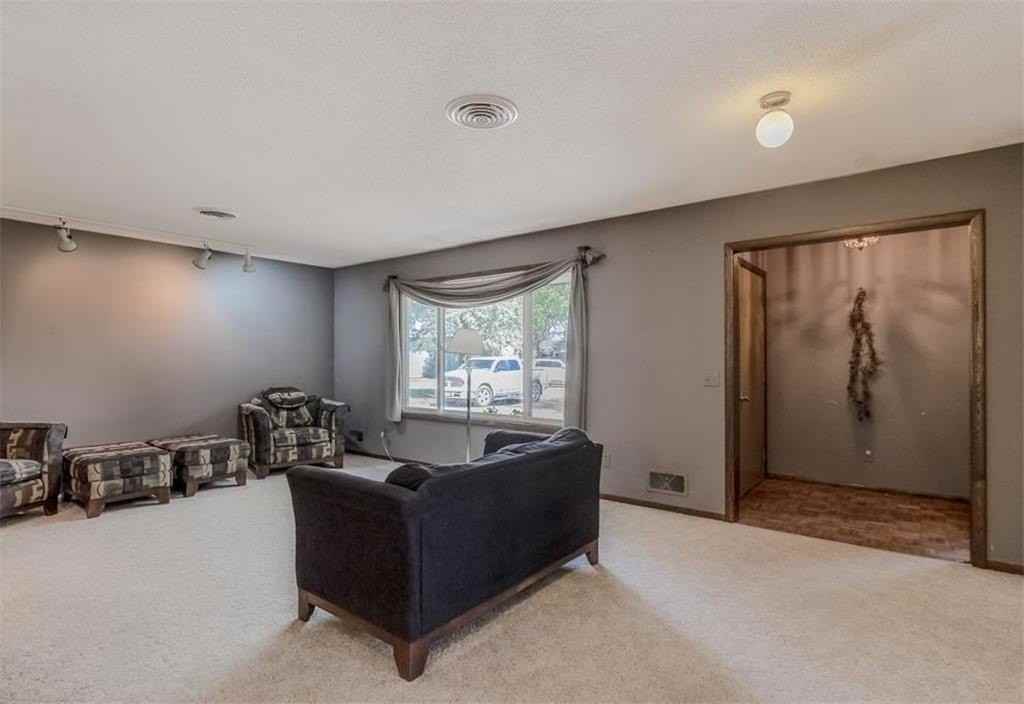 11197 608th Avenue - Photo 3 of 48