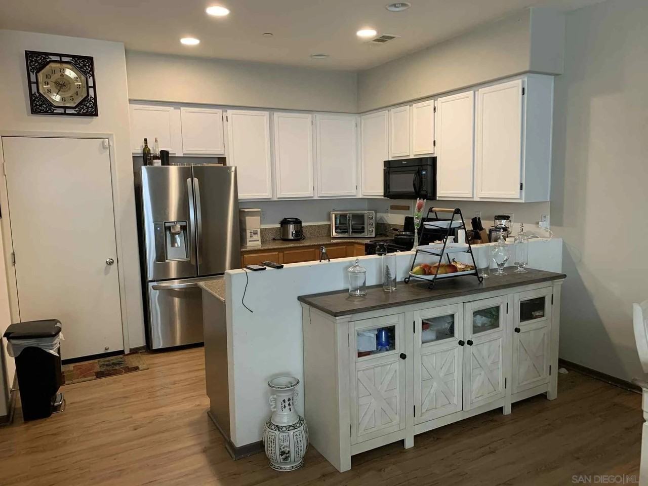 1367 Santa Diana Road #4 - Photo 5 of 20