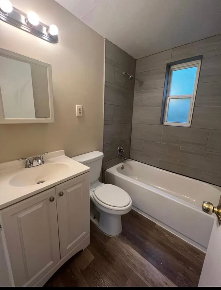 153 Glenridge Pl - Photo 3 of 8