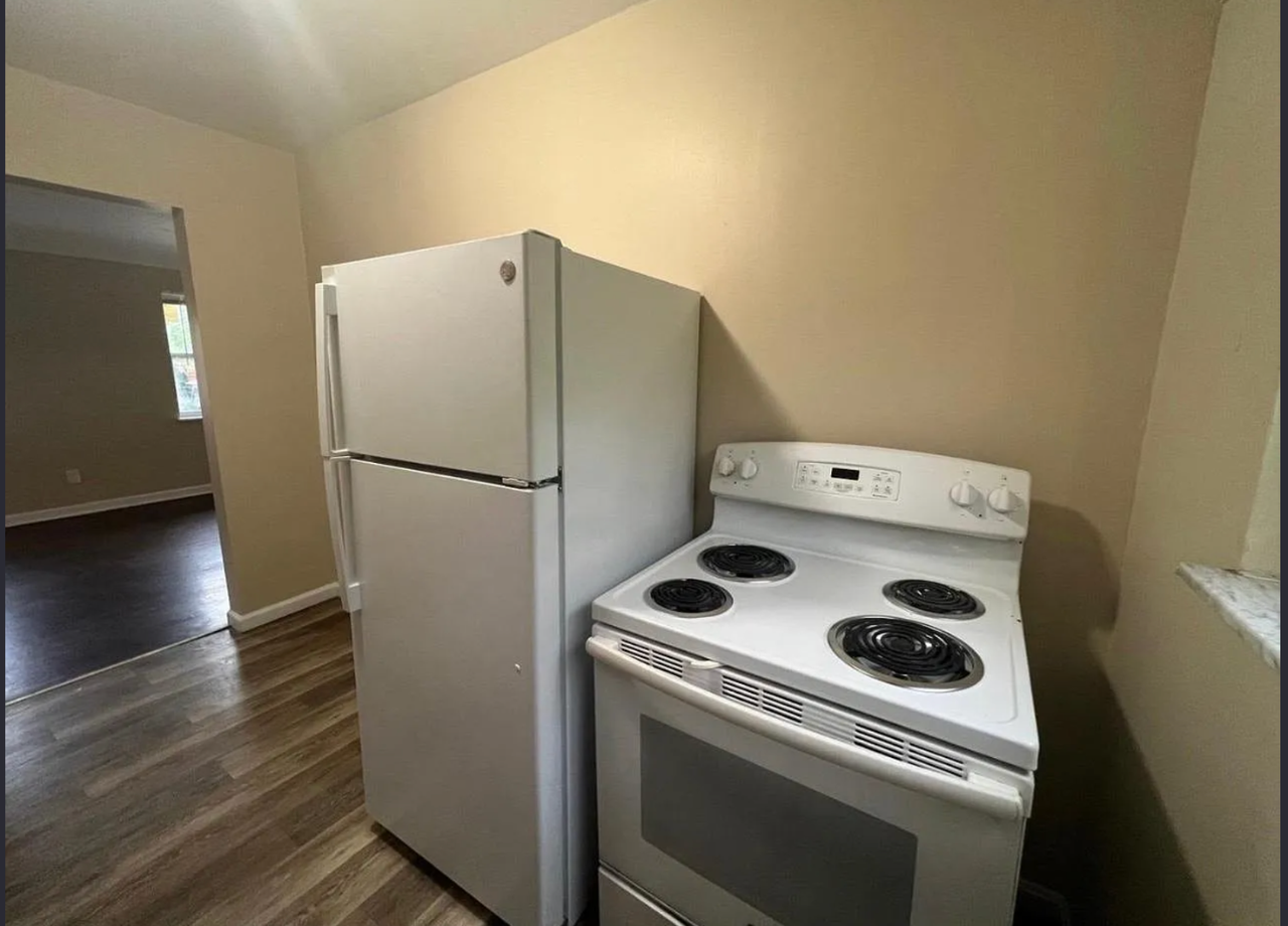 153 Glenridge Pl - Photo 4 of 8