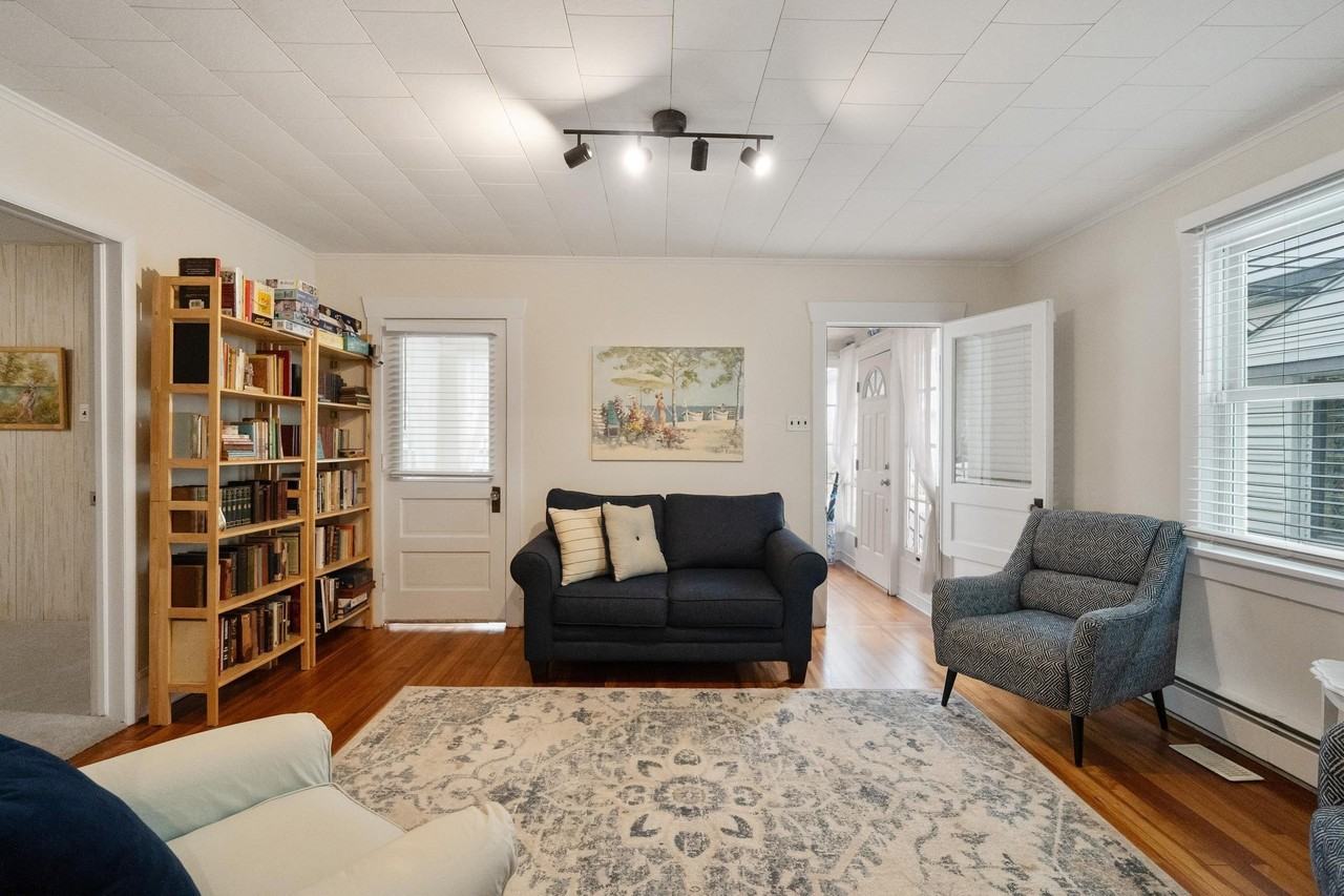 26 N Martindale Ave - Photo 4 of 39