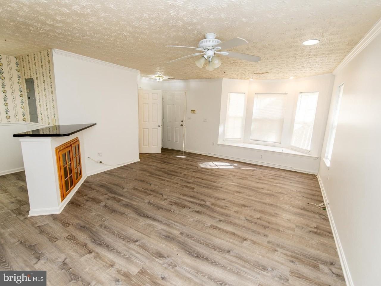 40 Amberstone Ct Apt N - Photo 7 of 37