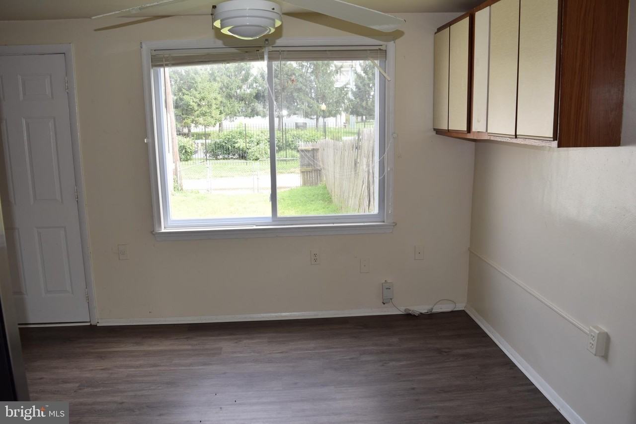 2111 Larkhall Rd - Photo 5 of 13