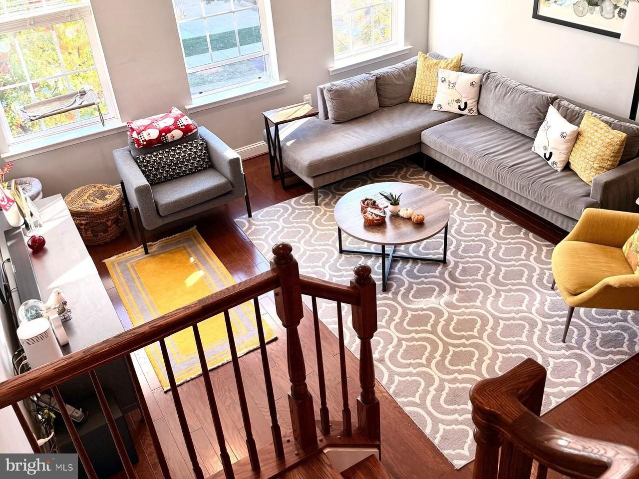 81 Linden Pl - Photo 6 of 27