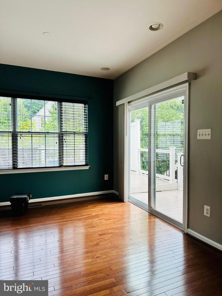 6764 Green Mill Way - Photo 7 of 14