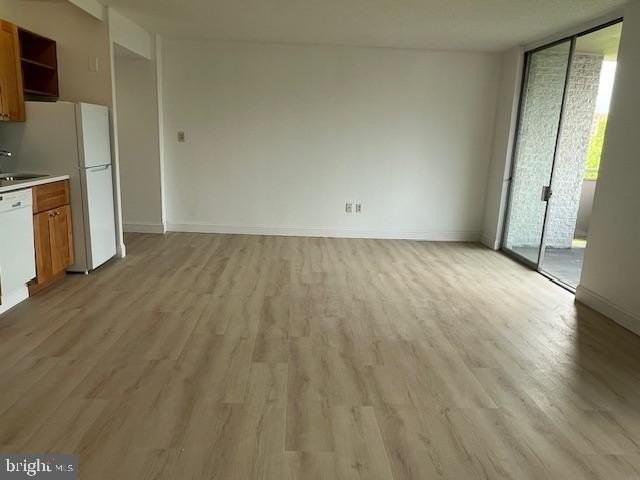 7501 Democracy Blvd Apt B432 #B432 - Photo 4 of 15