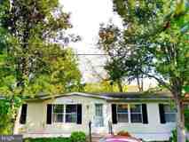 85 Hickory Ave - Photo 1 of 1