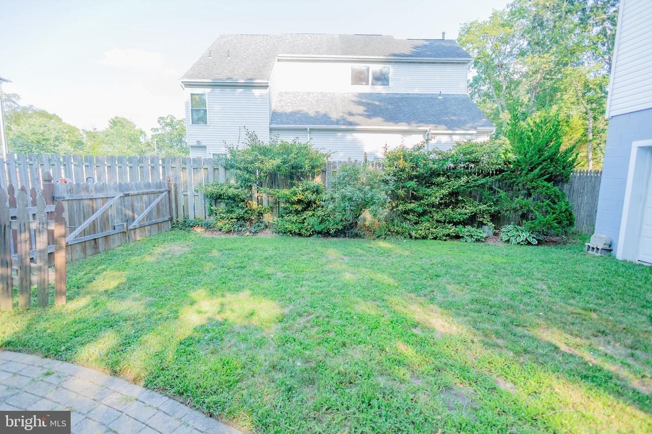 210 Deptford Road - Photo 3 of 25