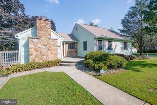 221 Yale Rd S - Photo 1 of 1