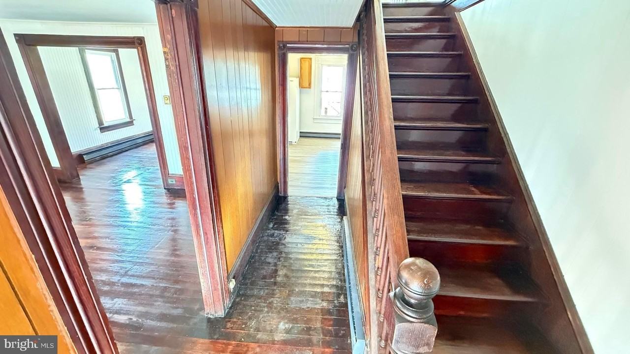 6 Fern Ave - Photo 7 of 33