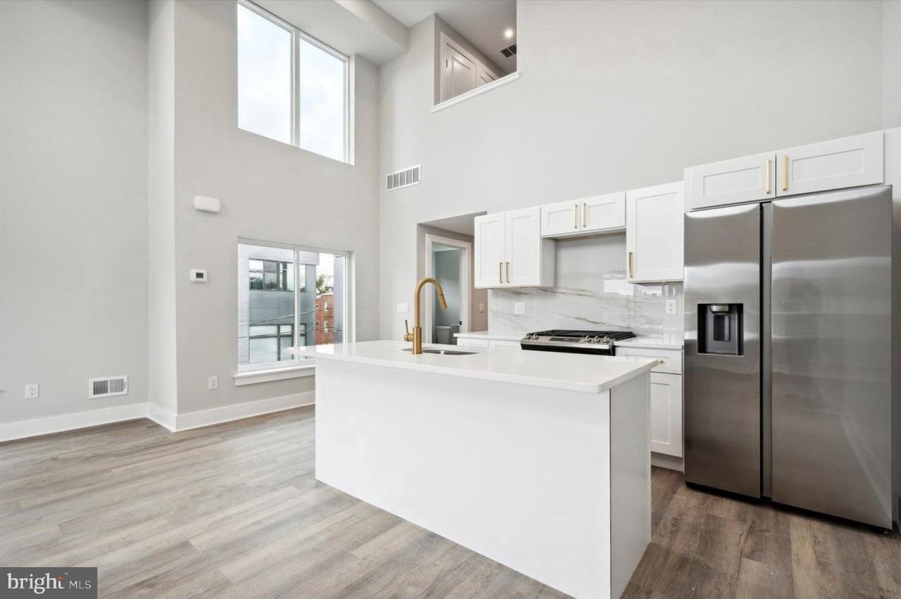 1801 N 6th St Apt 2 #2 - Photo 4 of 12