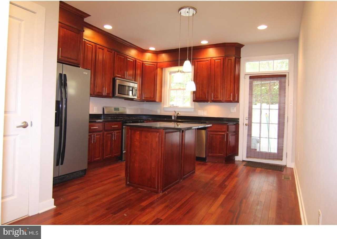 1905 Kimball St - Photo 3 of 13