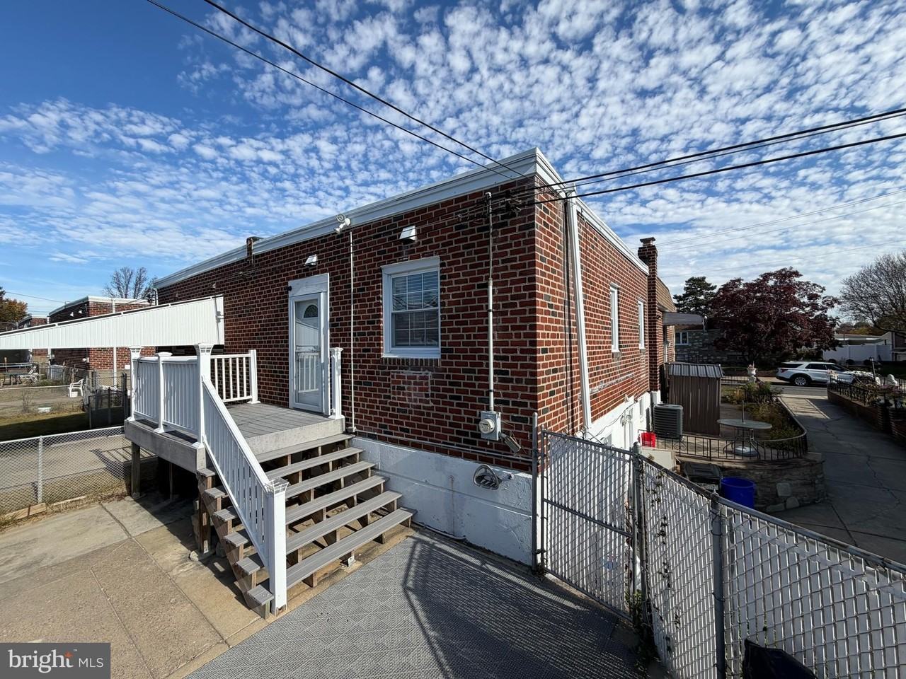 2018 Greymont St Unit B #B - Photo 5 of 16