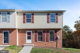 400 Emily Ln - Photo 1 of 1