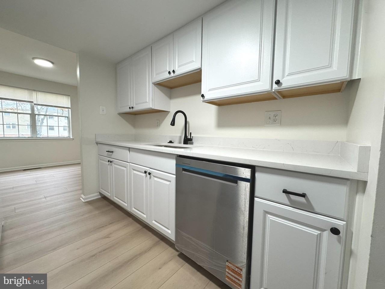 7734 Trevino Ln - Photo 4 of 26