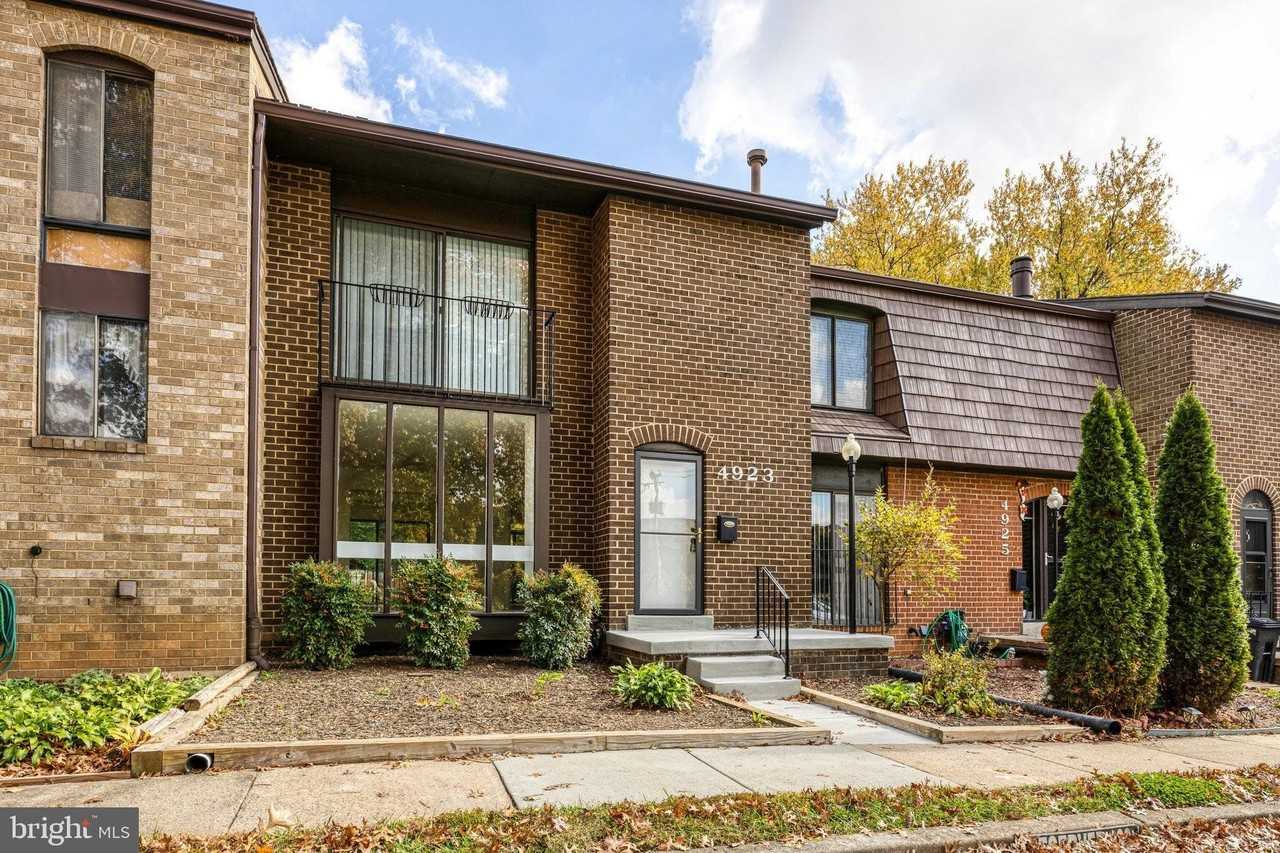 4923 Casimir St - Photo 2 of 46