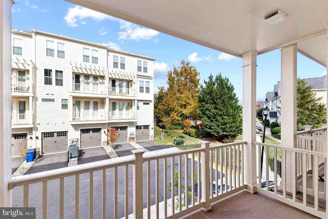 1008 Galena Ter Ne - Photo 3 of 18