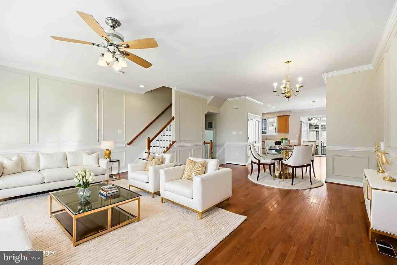 743 Collington Ct - Photo 7 of 41