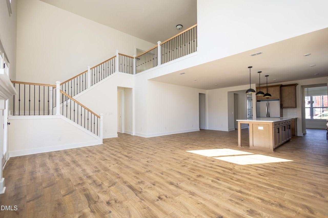 2001 Skipping Stone Dr - Photo 3 of 41