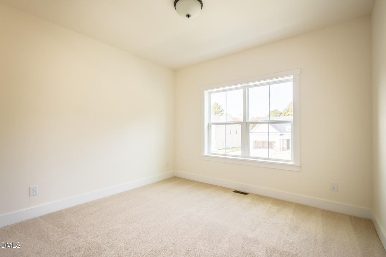 2001 Skipping Stone Dr - Photo 7 of 41