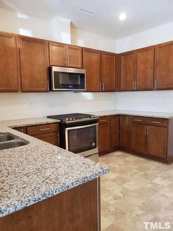 1311 1311 Merrion Avenue - Photo 7 of 19