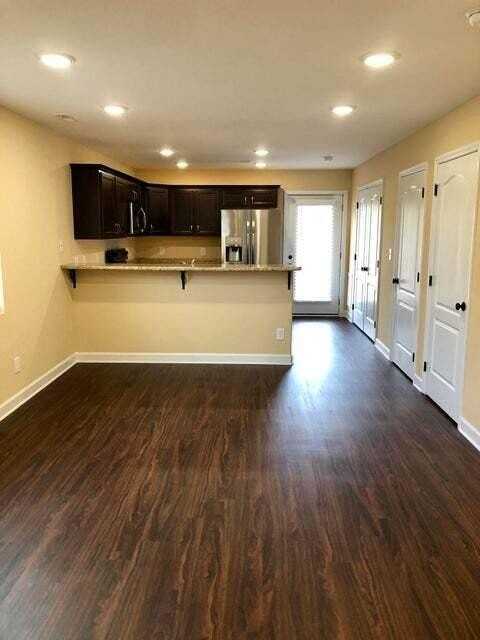 95 Chucks Aly - Photo 2 of 16