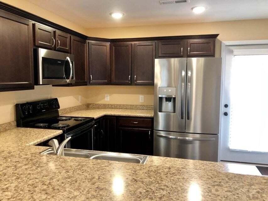 95 Chucks Aly - Photo 4 of 16