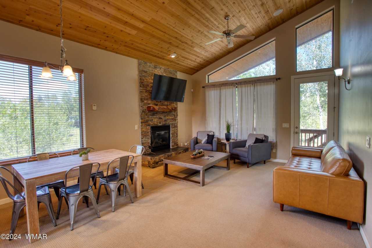 1400 W Navajo Ln Unit 18 #18