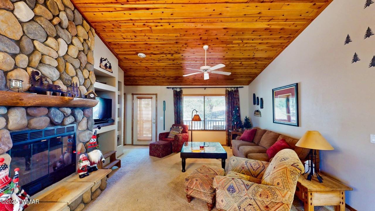 4760 W Bison Ln - Photo 2 of 45