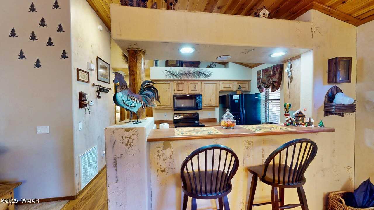 4760 W Bison Ln - Photo 5 of 45