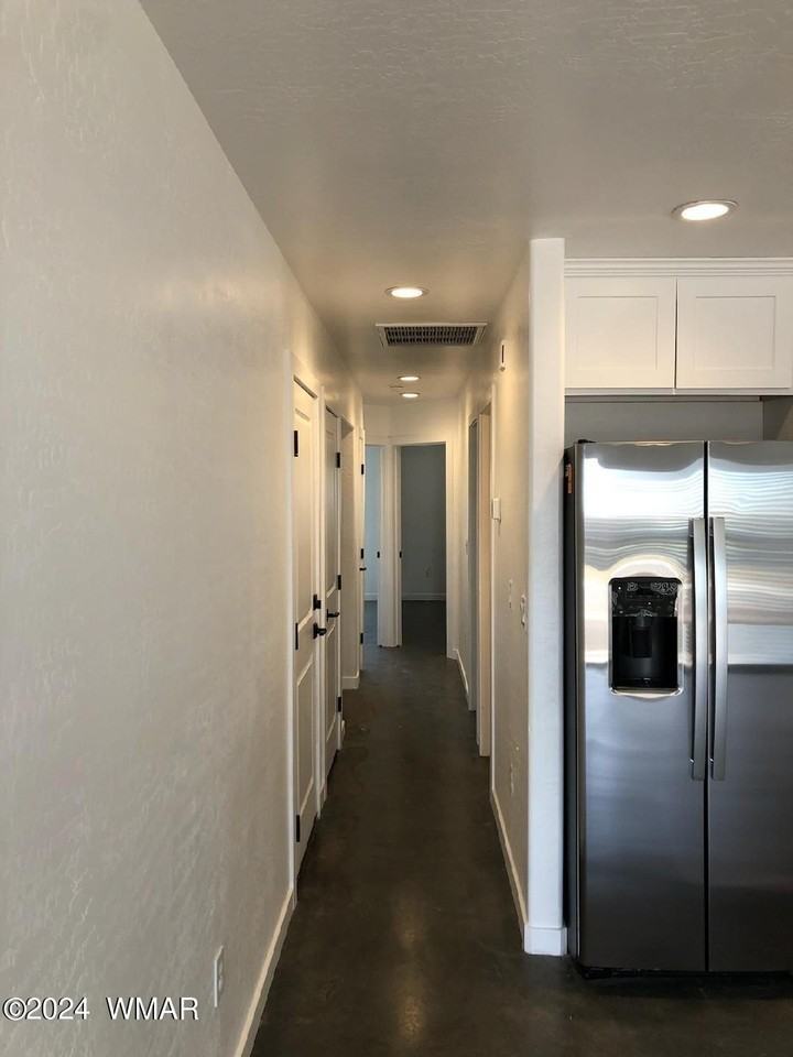 40 North 700 West Street #B - Photo 3 of 15