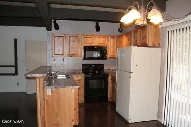 4536 Resort Loop - Photo 2 of 10