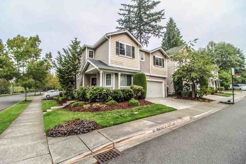 2303 195th Pl Se - Photo 2 of 21