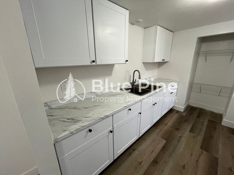 1288 Lake Ave #2 - Photo 3 of 10