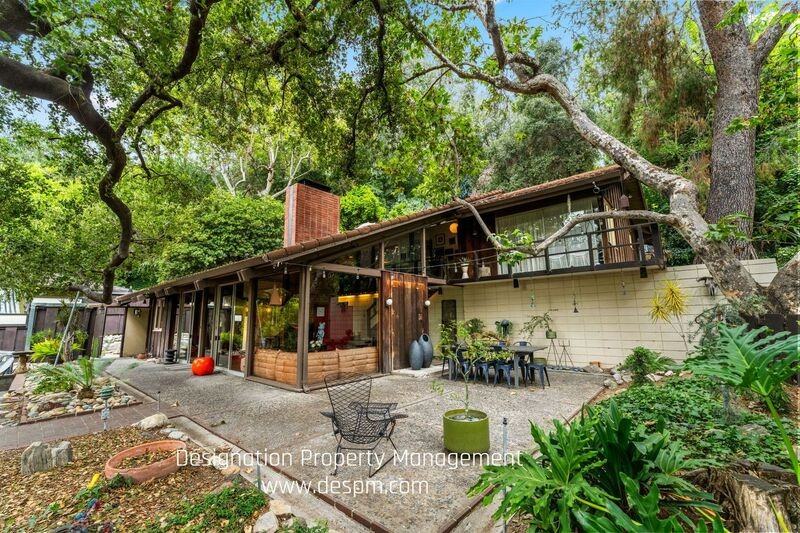 1716 Putney Rd - Photo 2 of 29