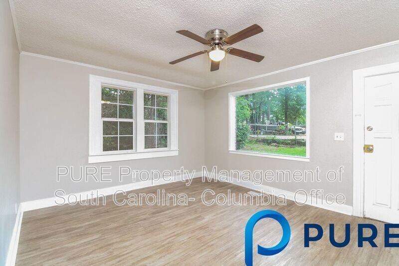 5447 Ridgeway St - Photo 2 of 16