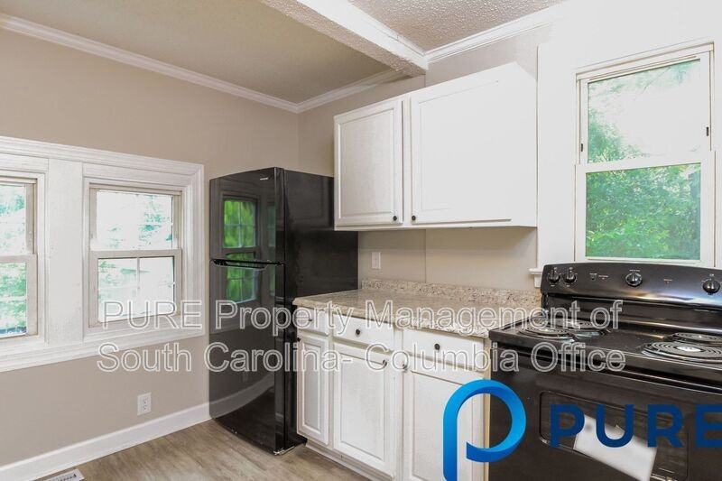 5447 Ridgeway St - Photo 3 of 16