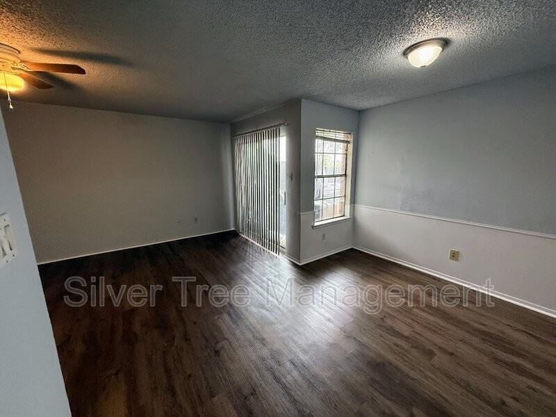 4820 Wellesley Ave #A - Photo 4 of 21