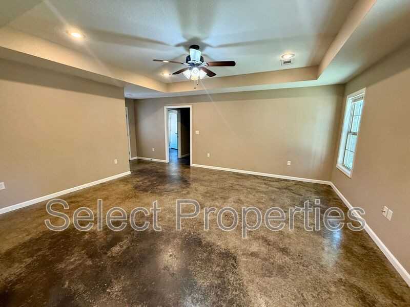 206 S Bernis St - Photo 2 of 12
