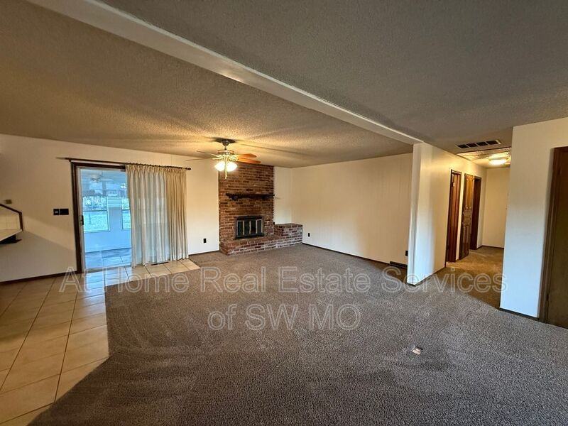1217 E Sunset Ct - Photo 3 of 15