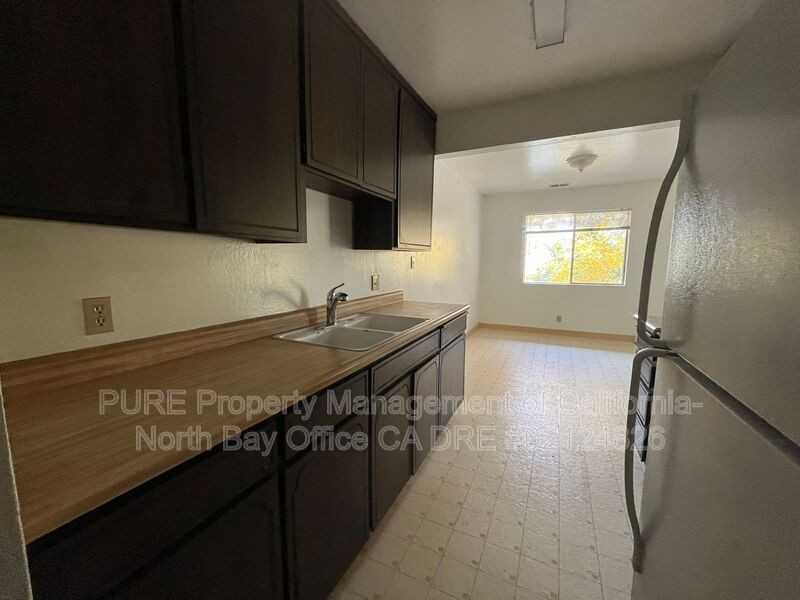 2000 S Dora St #4 - Photo 6 of 9