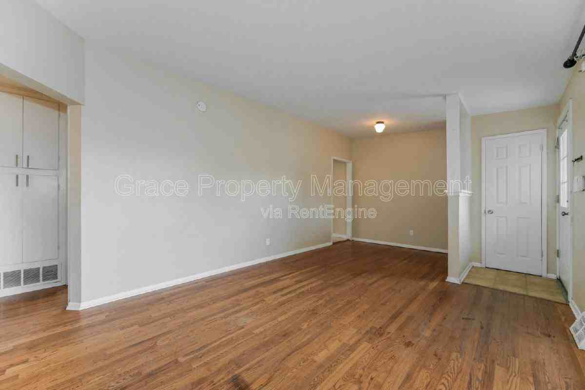 701 S Simms St - Photo 2 of 10