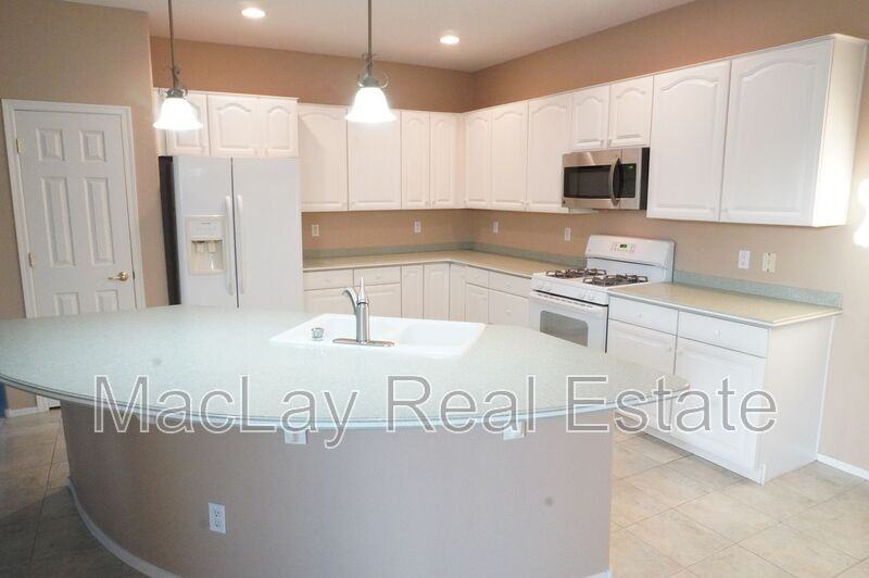 42593 W Abbey Rd - Photo 5 of 27