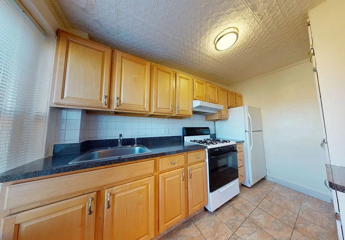 119 President St - Photo 2 of 7