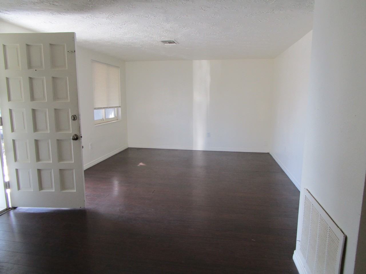 3227 Darlington Road - Photo 3 of 18