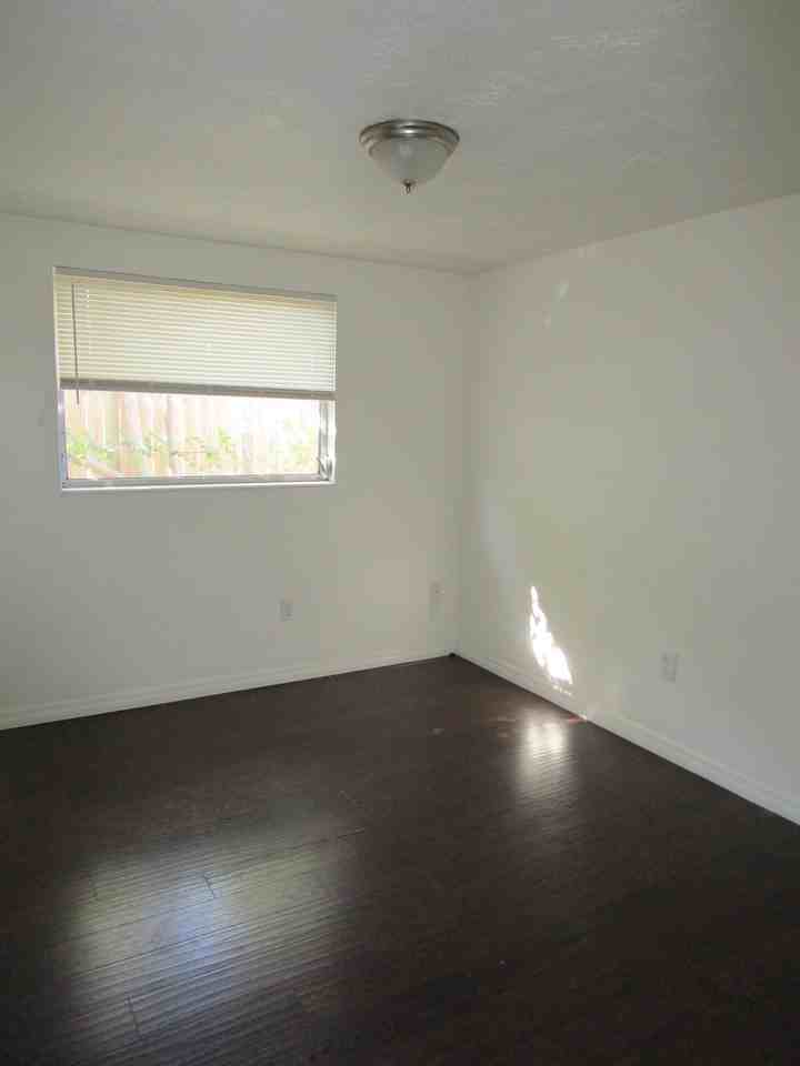 3227 Darlington Road - Photo 5 of 18